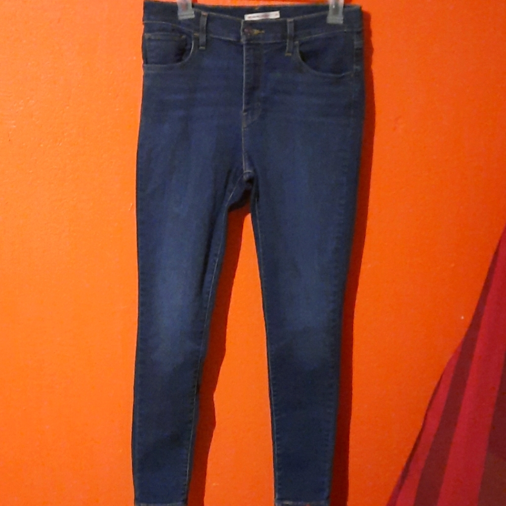 Levi's skinny jeans